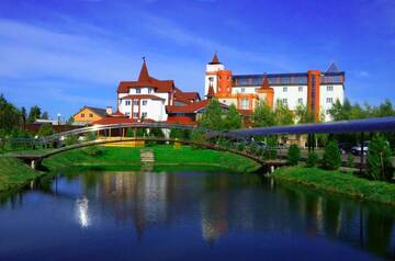 Фото Курортные отели Vyshegrad Castle Hotel г. Вышгород 1